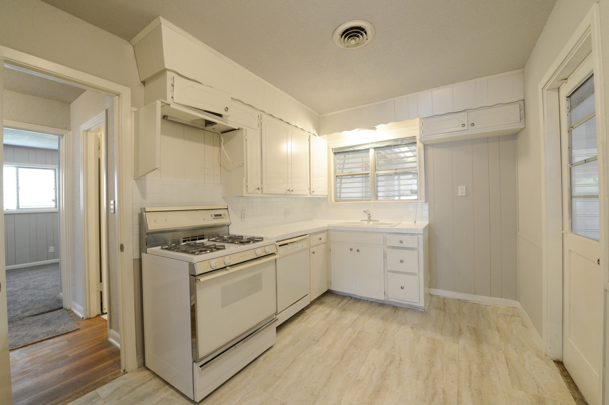 299NFulton042 West Fork Group